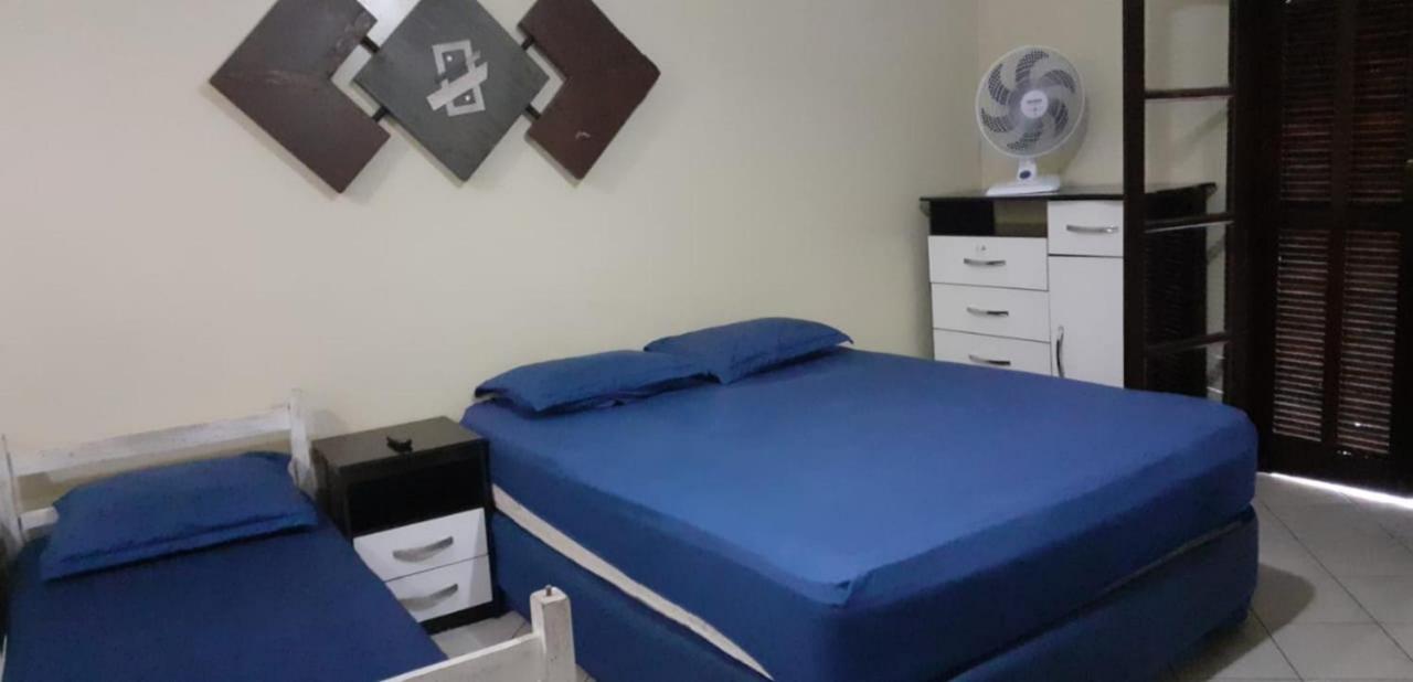 Standard Suite,999334275:JPEG