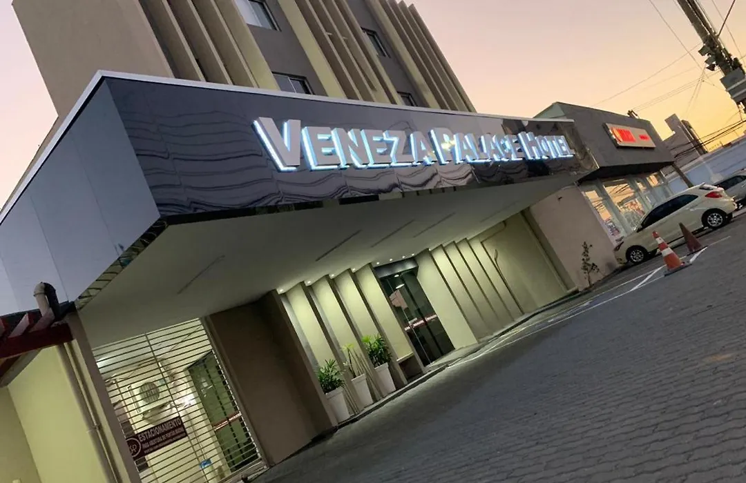 Hotel Veneza-1