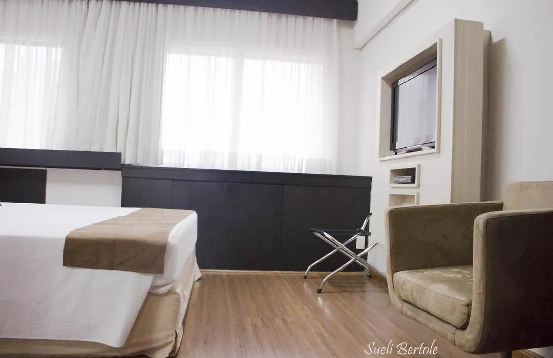 Lindo Flat Em Hotel 4 Estrelas Na Bela Vista-1