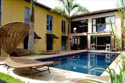 Santa Maria Hospedagem e Eventos e loja Boutique-1