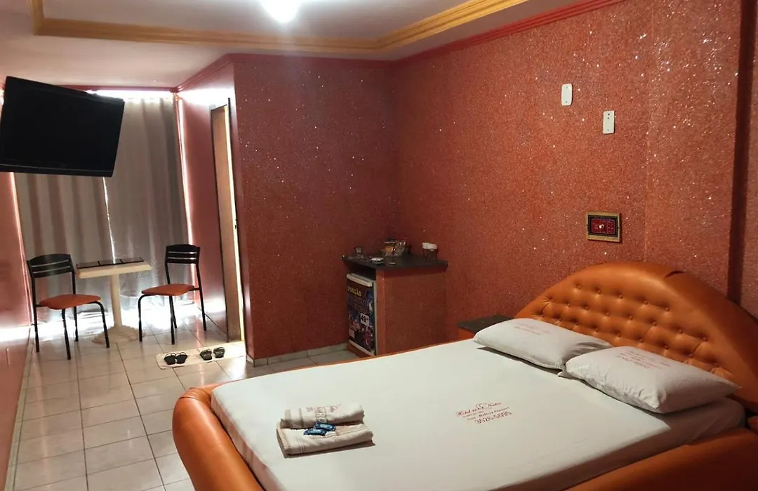 Hotel L Motel 1001 Noites - Recanto Das Emas-1