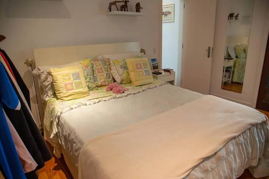 Casa Linda Com Piscina, Sauna E Banheira-1