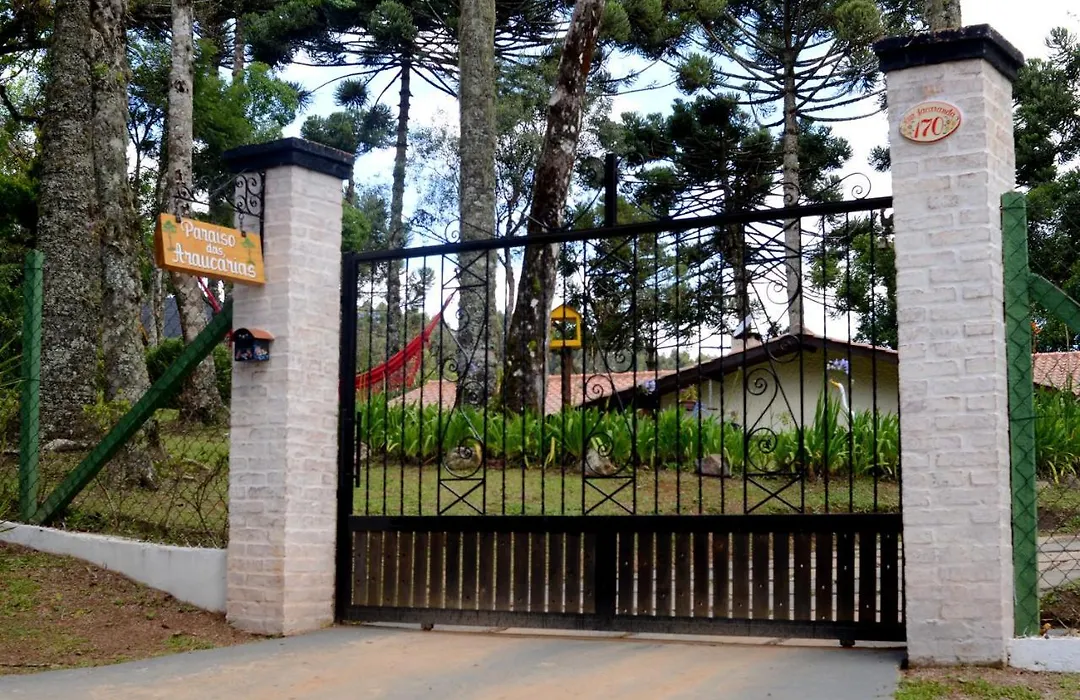 Pousada Paraiso Das Araucarias Suite Casal Aconchegante Vista Do Jardim-1