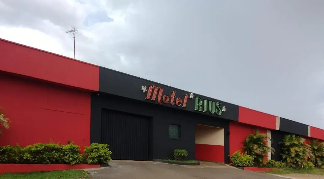 Motel Rius Araras-1