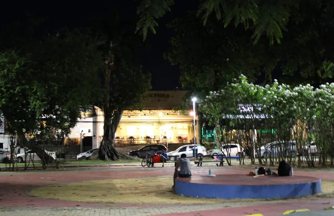 Apartamento Itaigara-1