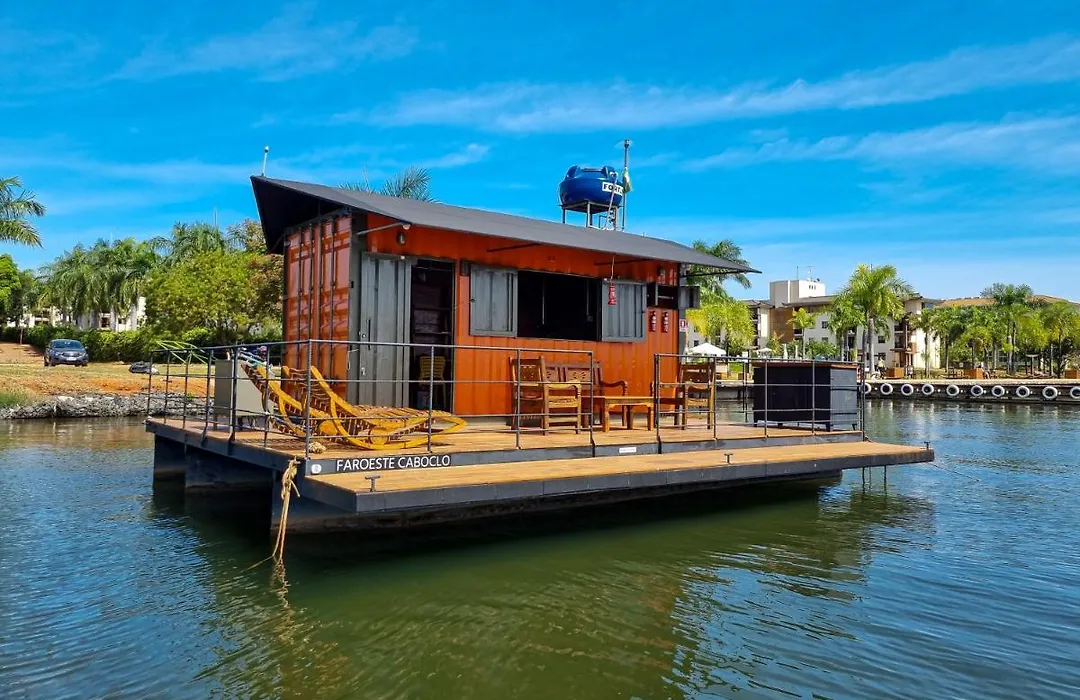 House Boat "Faroeste Caboclo"-1