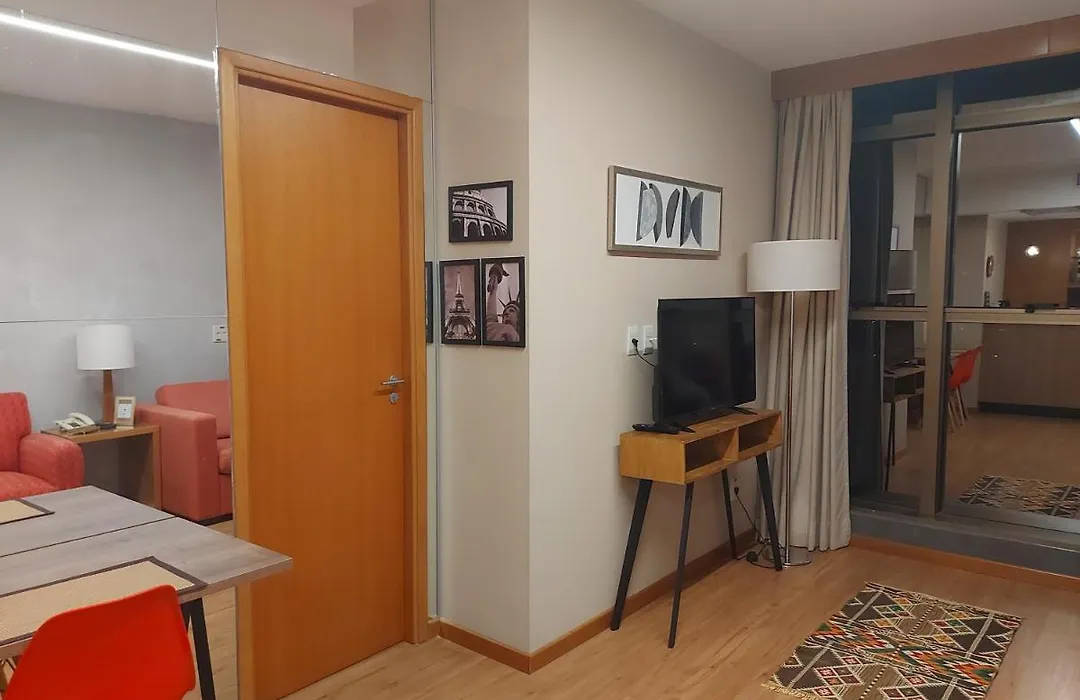 Flat Completo E Charmoso Brasil 21 Suites-1