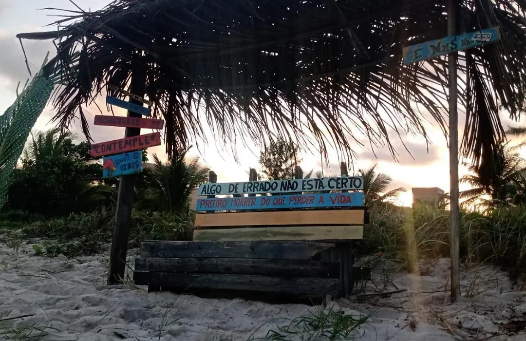 Chales Suites Pe Na Areia-1