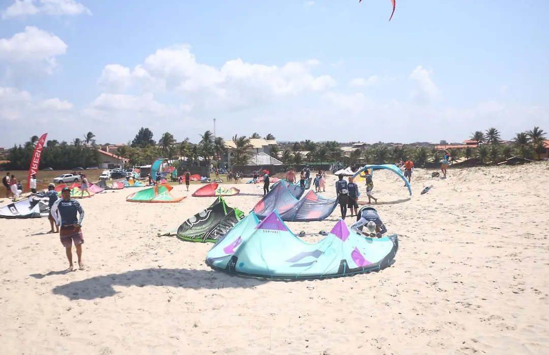Pousada Paradise Kite Club-1