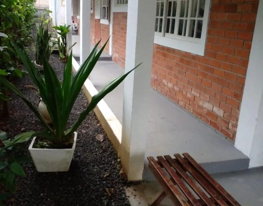 Casa Brasil pousada e lazer-1