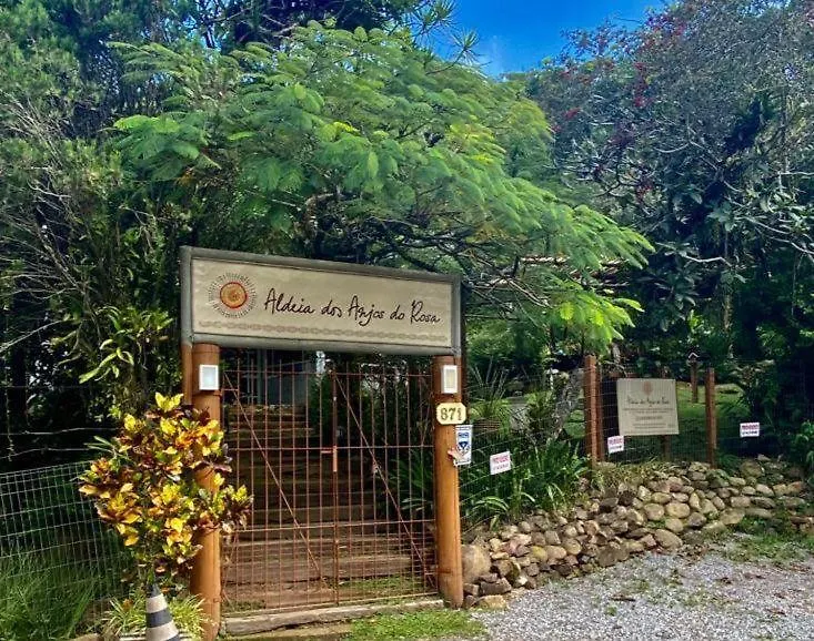 Condomínio Aldeia dos Anjosdo Rosa-1