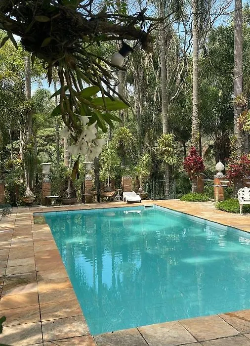 Pool House-1