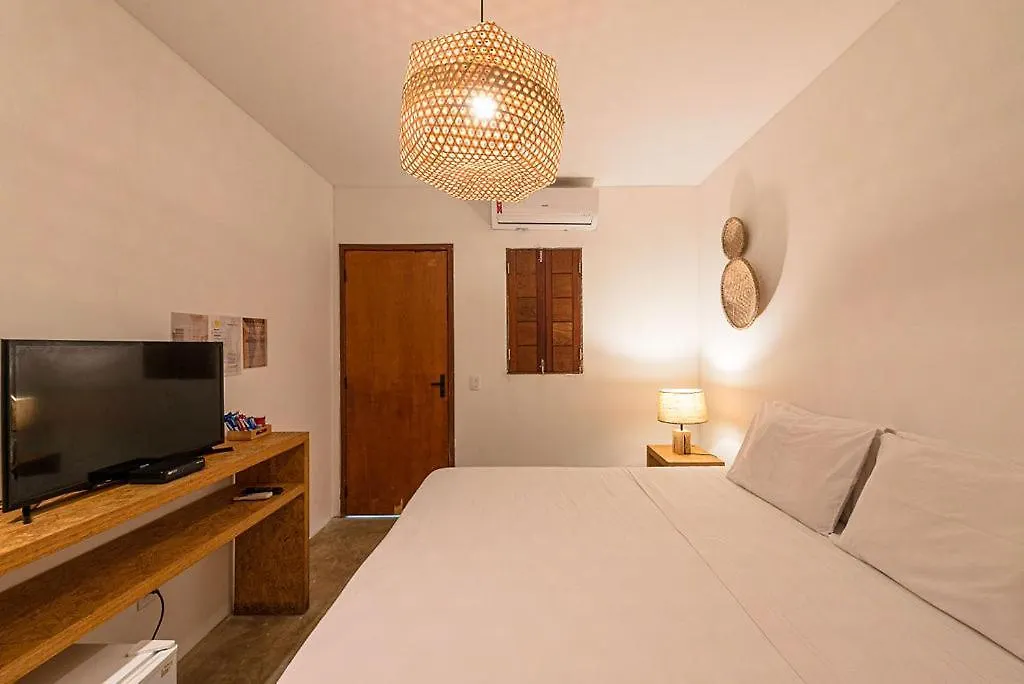 Hostel Noronha 350-1