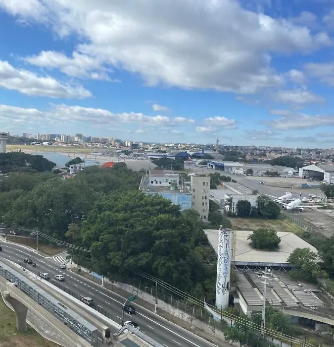 Suíte com vista para o aeroporto de Congonhas.-1