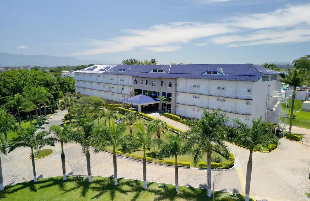 Colonial Plaza Hotel Pindamonhangaba-1