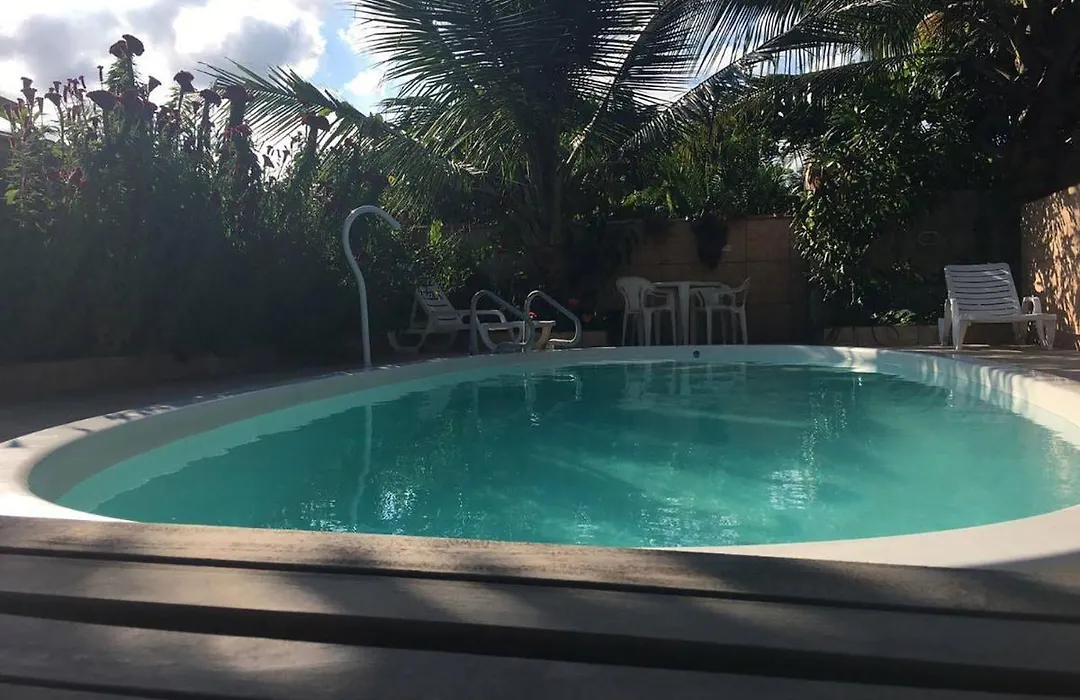 Suíte 1 com piscina e wi-fi em Caraguatatuba-1