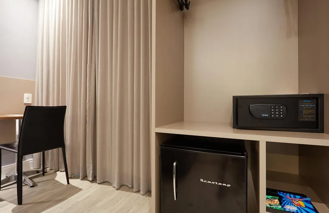 Flix Hotel-1