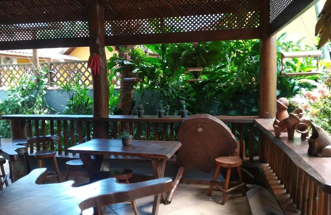 Suites Madalena Itamambuca-1