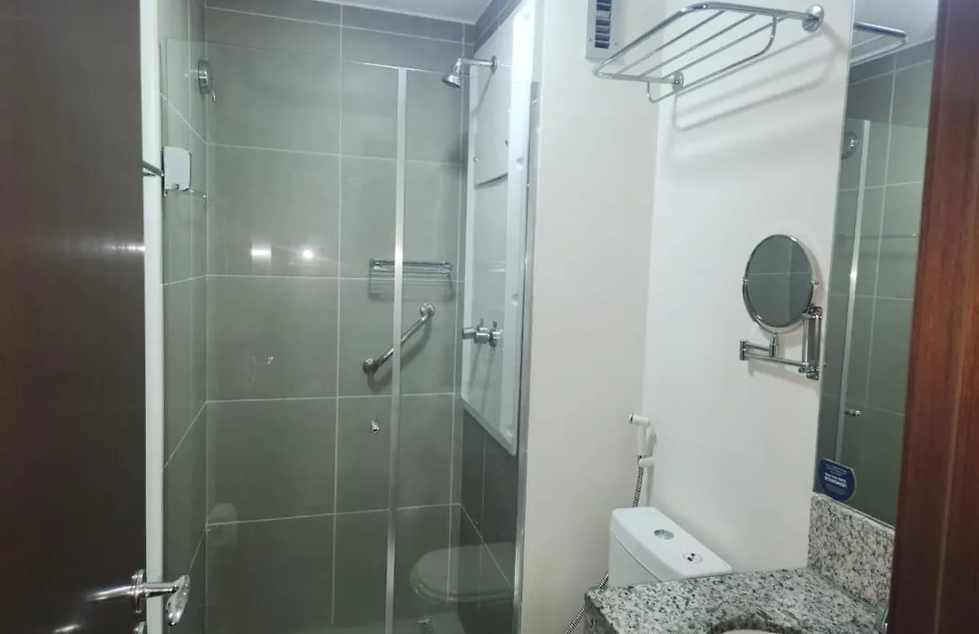 Via Premiere Suite 409 B-1