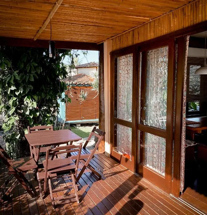 Cama & Cafe Na Casa-1