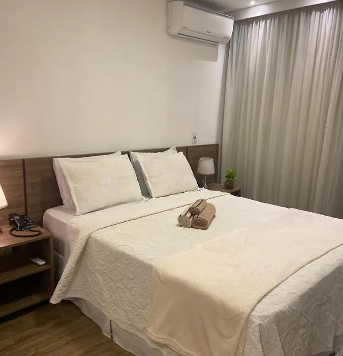 Via Premiere Suite 305 B-1