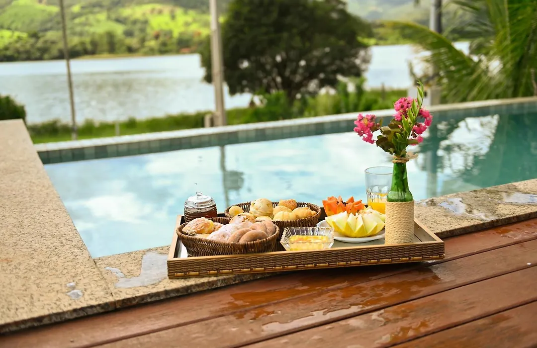 Pousada Vila do Lago - Vista Incrível, Café da Manhã e Passeio de Caiaque-1