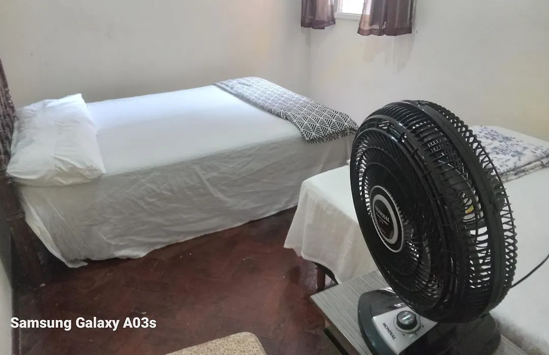 Hostel Leonardo 115-1
