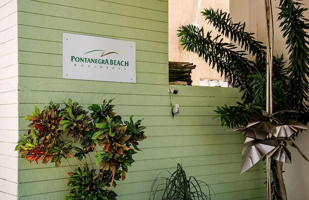 Suíte PÉ NA AREIA com PISCINA, WIFI e ESTACIONAMENTO em PONTA NEGRA-1
