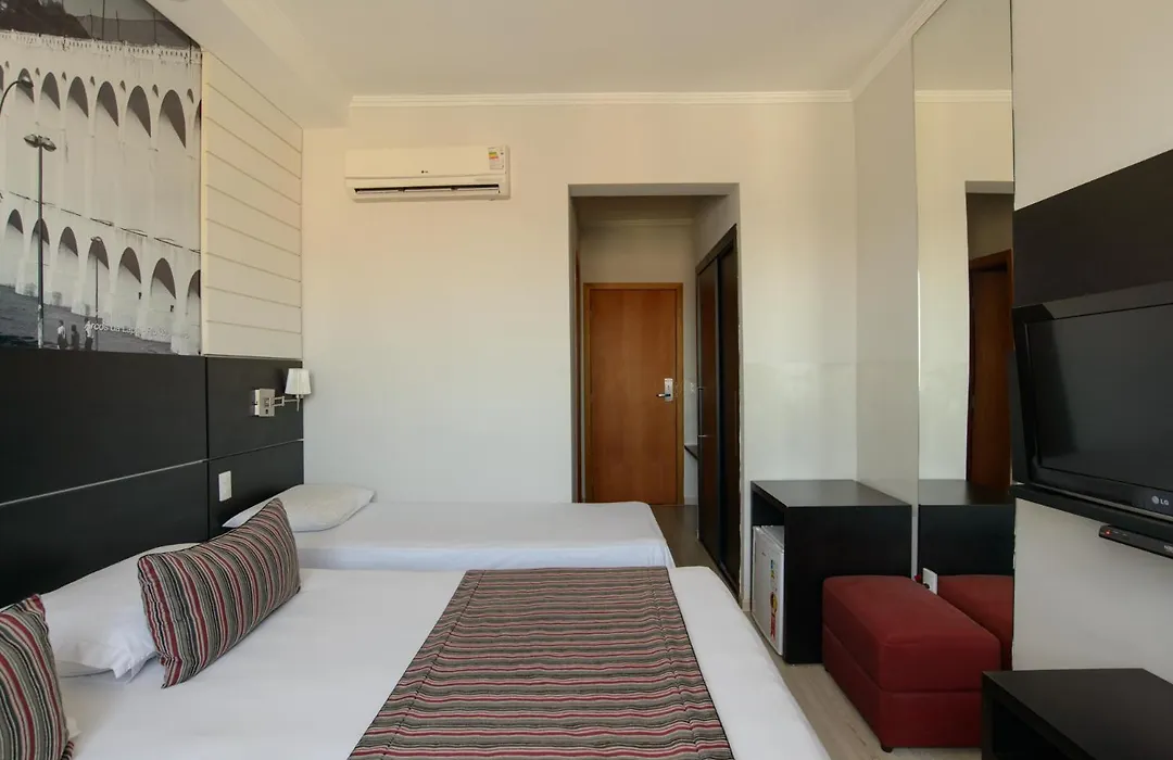 Faro Hotel Taubaté-1