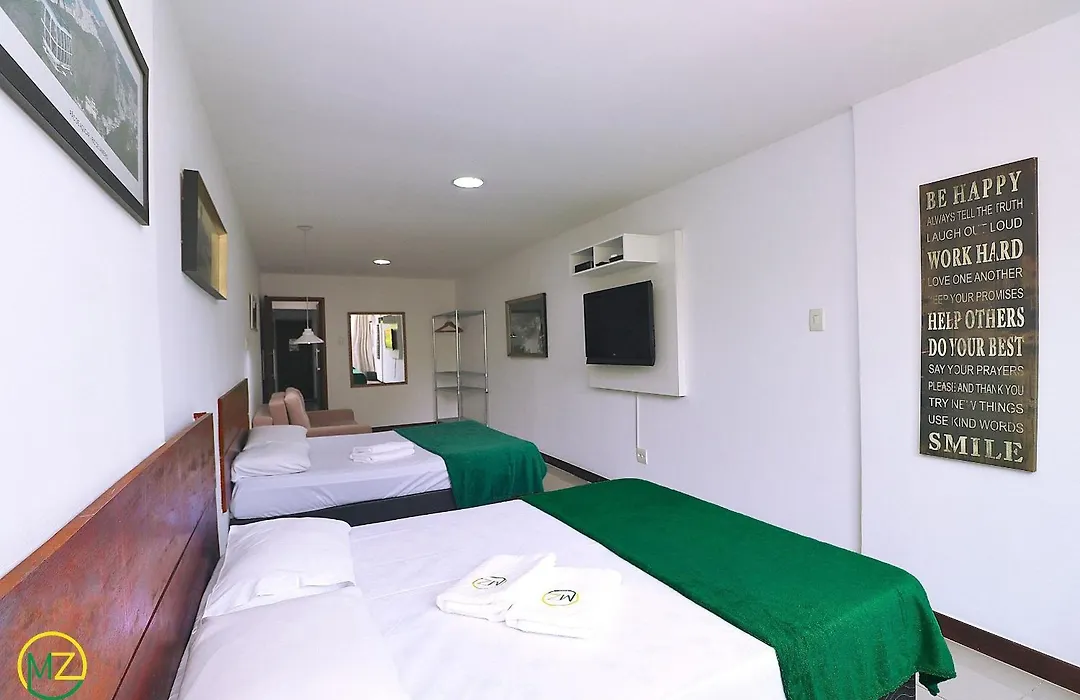 Studio Reformado Para 4 Pessoas Em Copacabana-1
