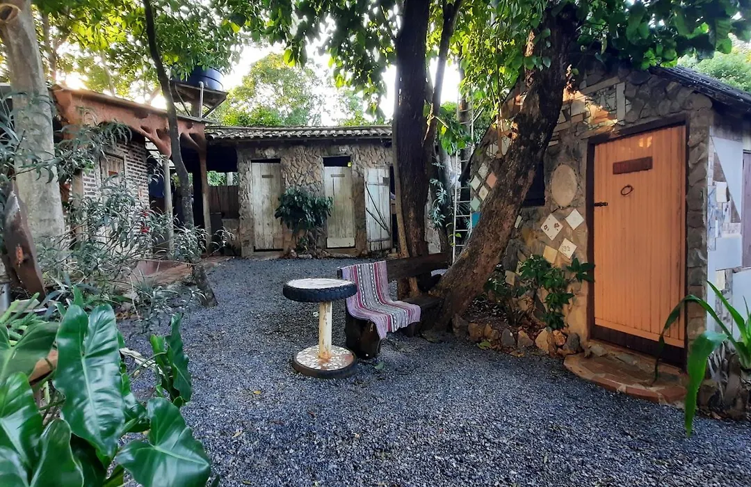 NOMADAS chalés, mini casinhas, bangalôs , área de camping e cozinha compartilhada-1
