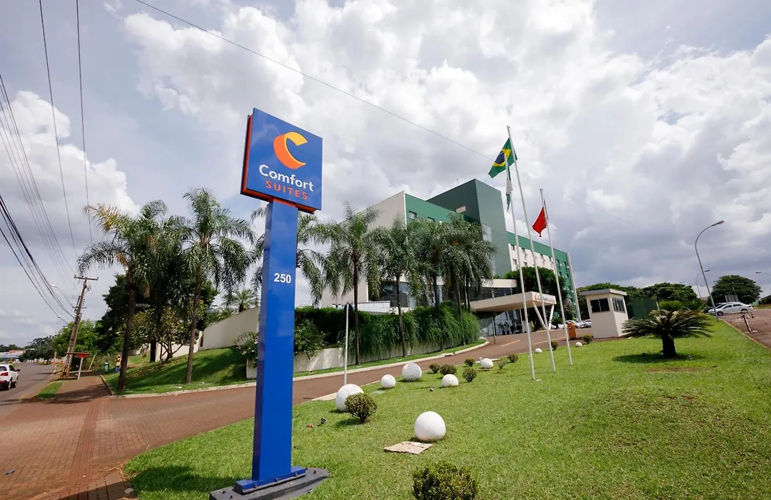 Comfort Suites Londrina-1