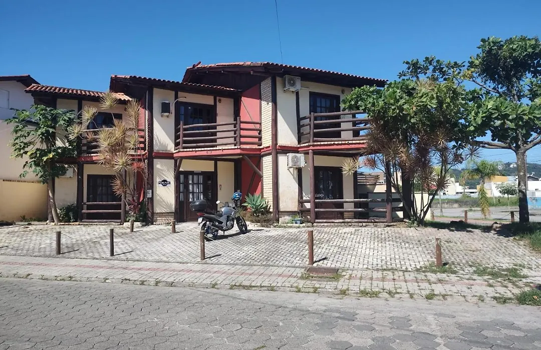 Pousada Martin Pescador Bombinhas-1