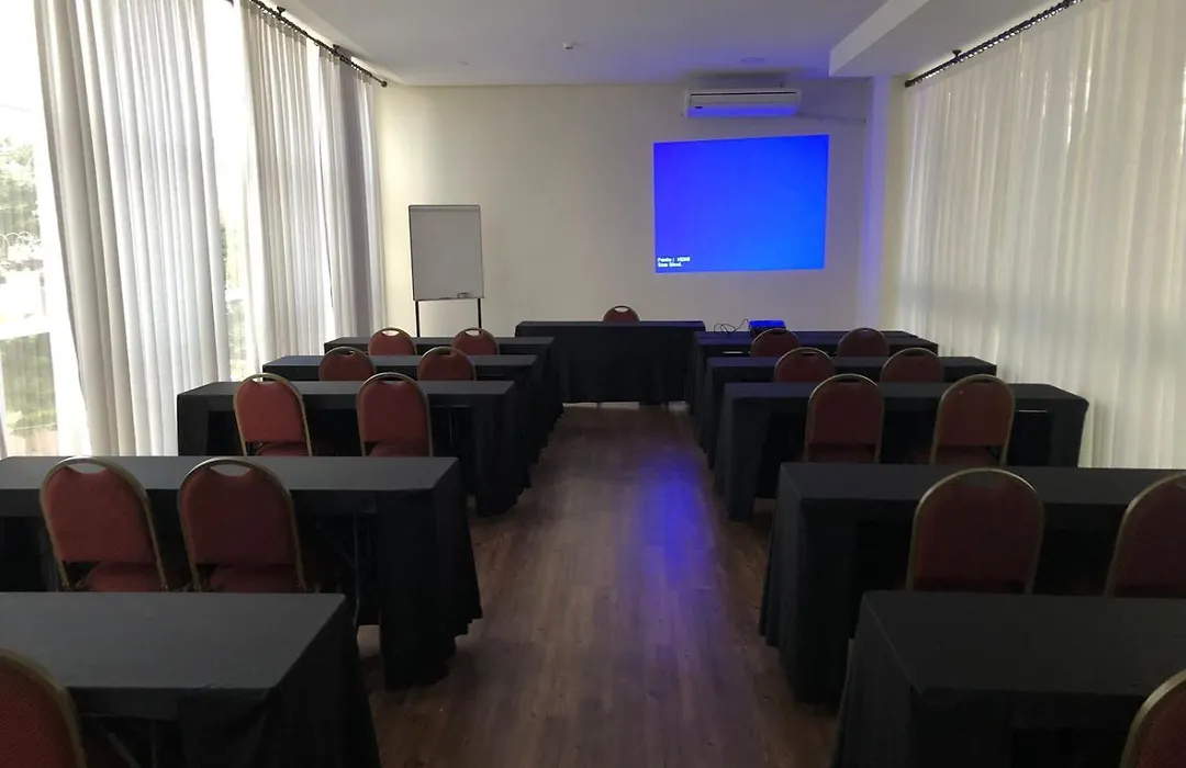 Hotel Maestro Executive Toledo-1