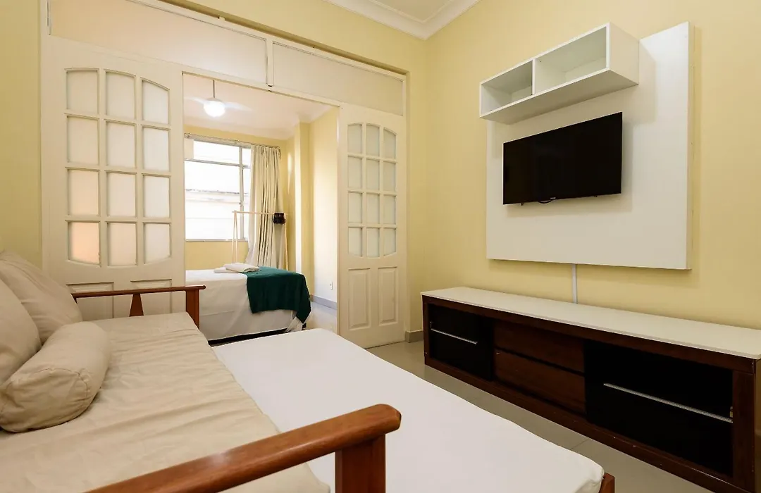 Studio Confortavel Para 4 Pessoas Em Copacabana-1