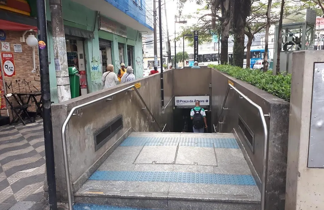 Hotel Economico Ao Lado Do Metro-1