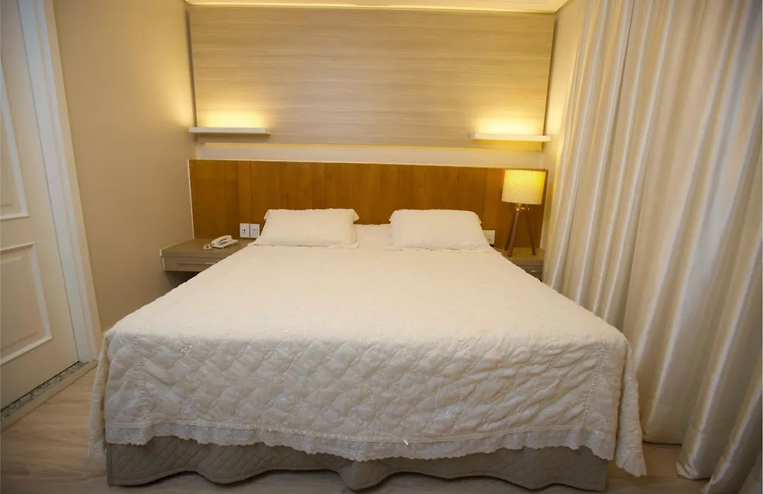 Mogano Premium Hotel - ELETROPOSTO-1