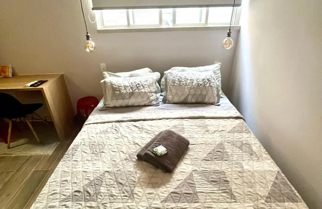 Apartamento/Estudio No Leblon.-1
