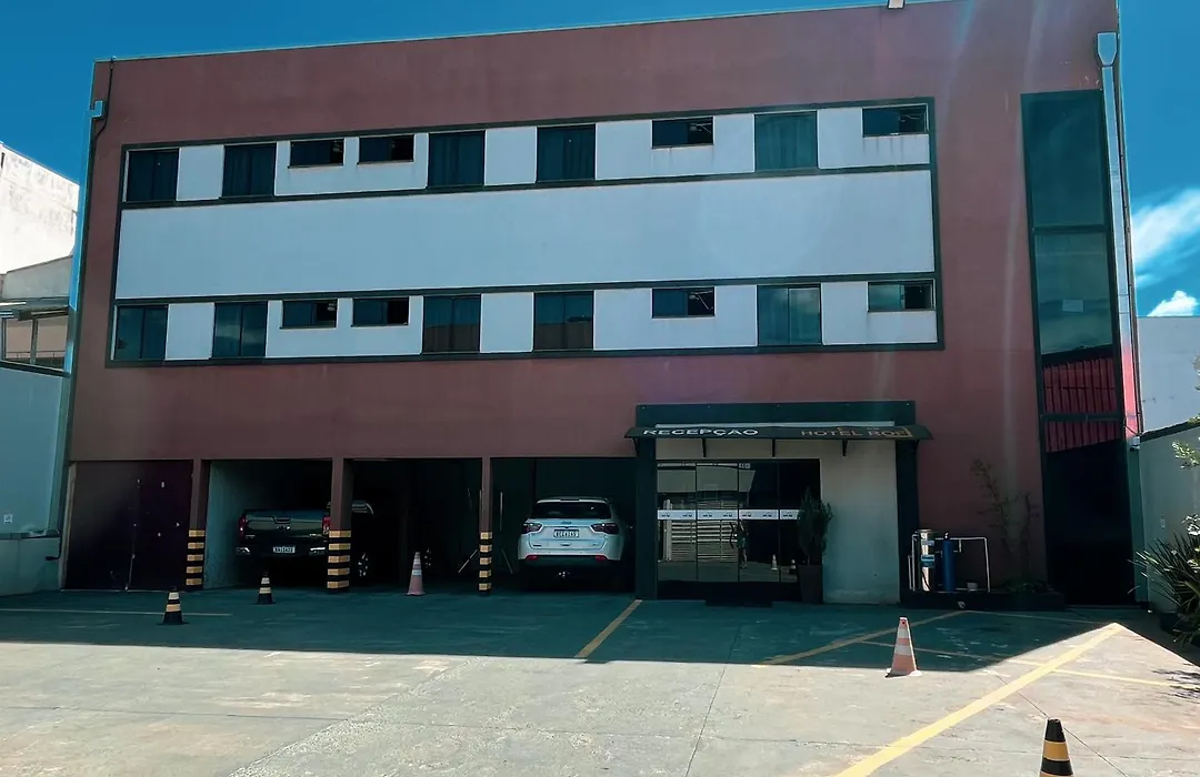 Hotel Rof-1