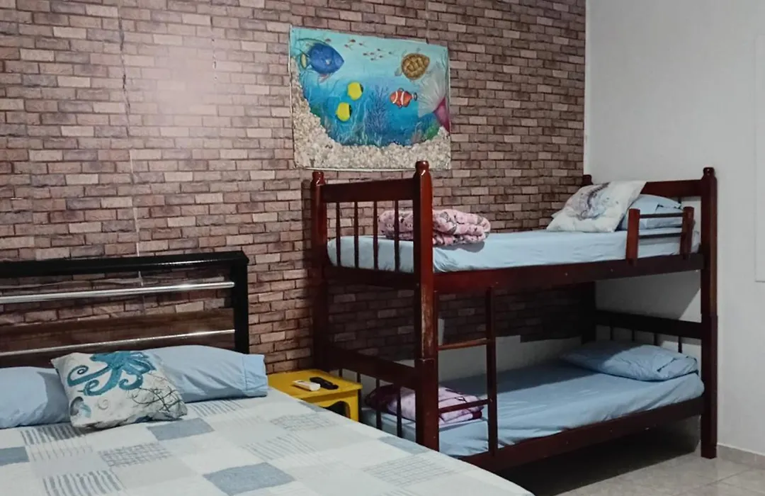 Mama House-1