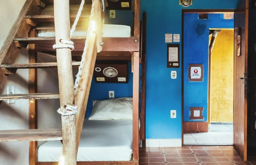 Maresias Hostel & Suites-1