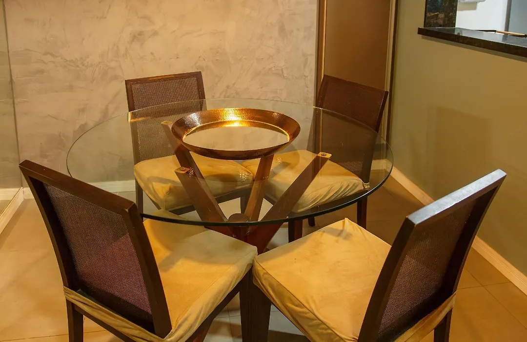 Apartamento 2 Quartos 200M Da Praia E Ao Lado Dos Shoppings Leblon-1