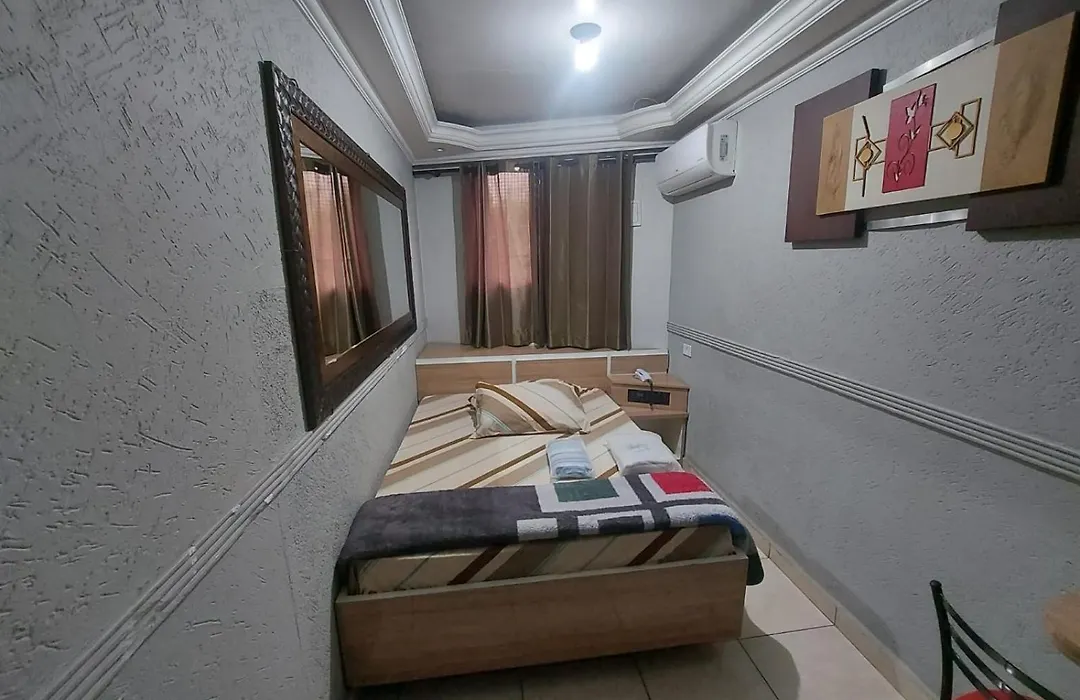 Hotel Luar-1