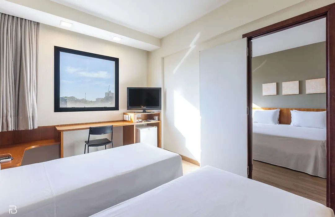 Executive Inn Hotel-1