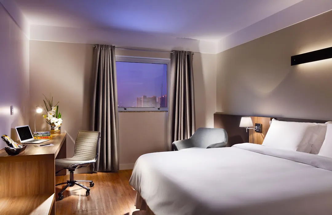 Delmond Hotel-1