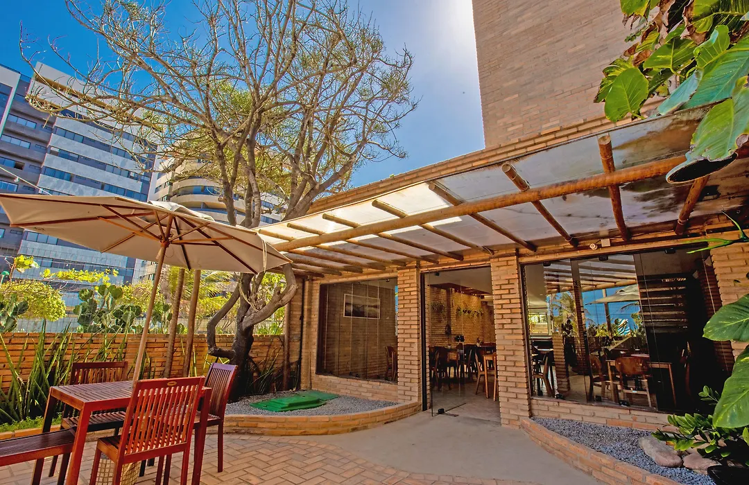 Cais Da Praia Hotel-1