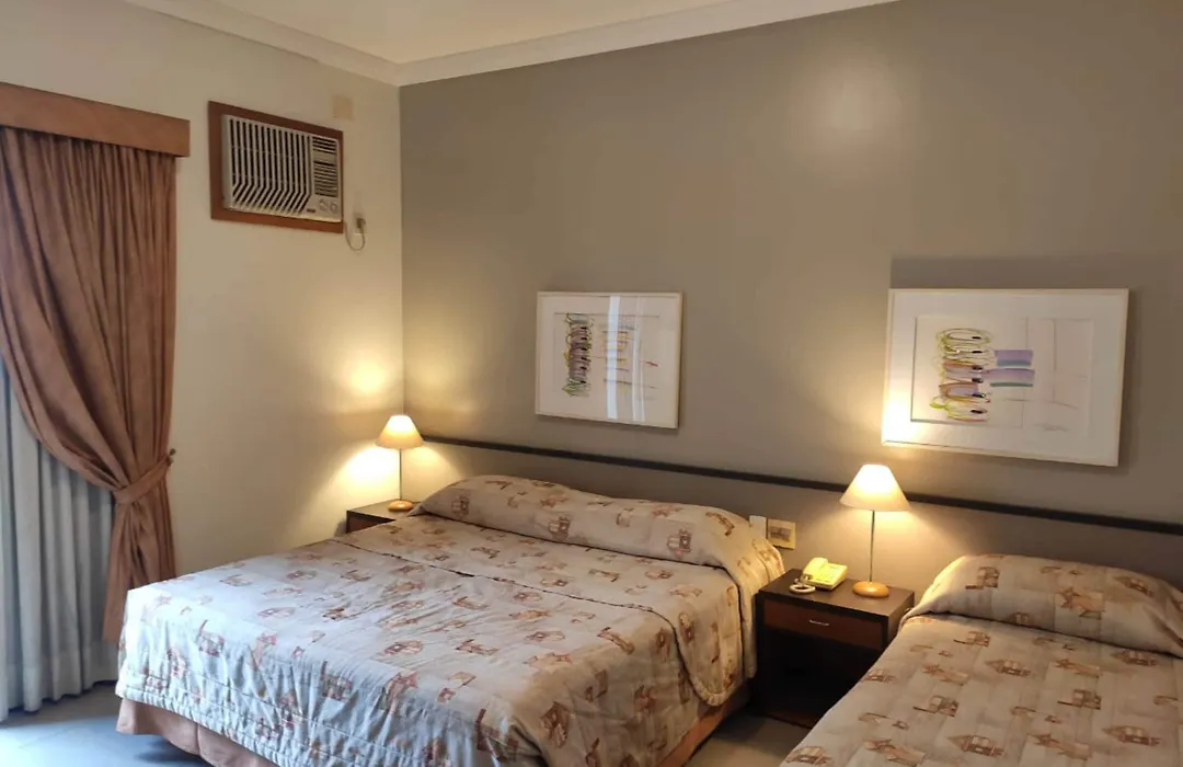 Hotel Metropolis-1