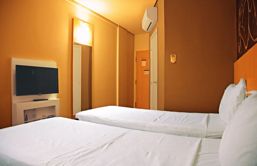 Ibis Bacabal-1