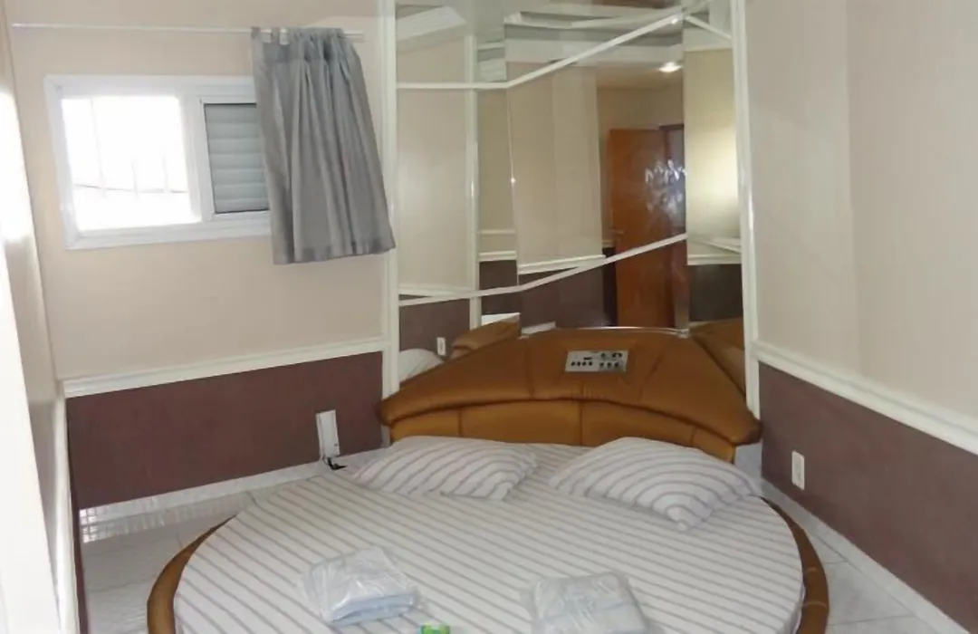 Hotel Yes (Adults Only)-1