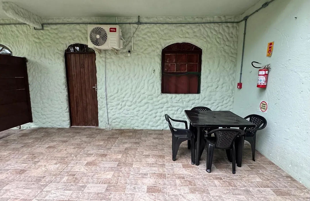 Pousada Charle Brown-1